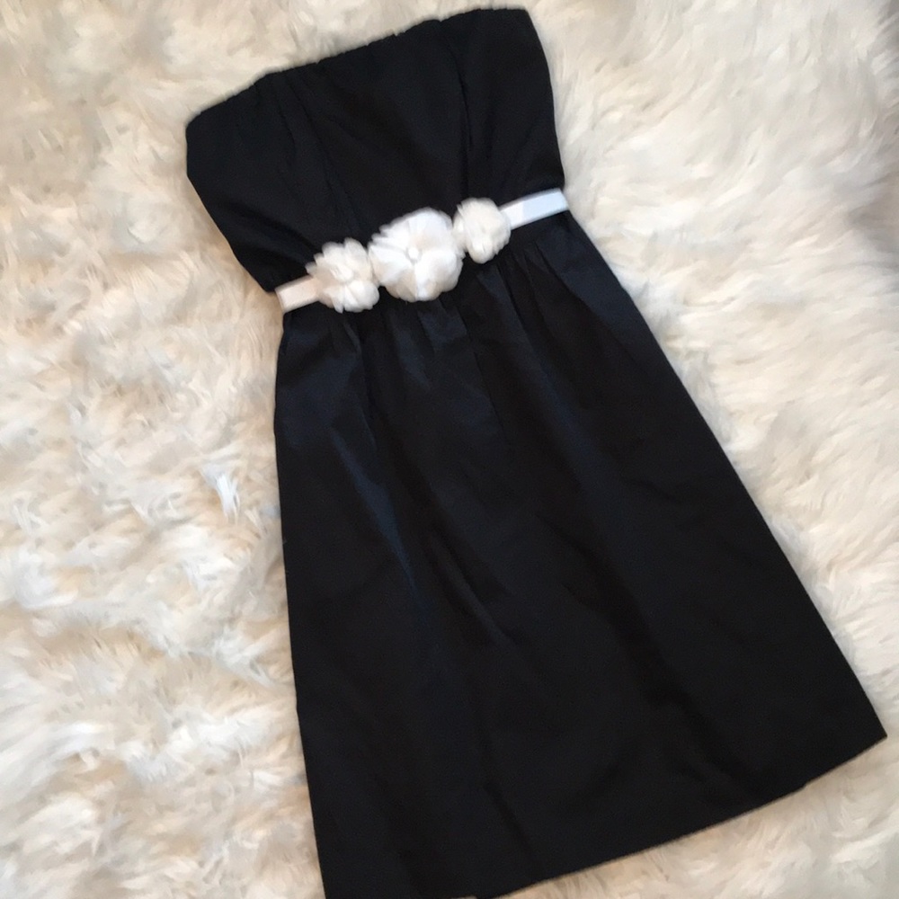 The Limited NEW W TAGS Lil Black Strapless Dress🔥